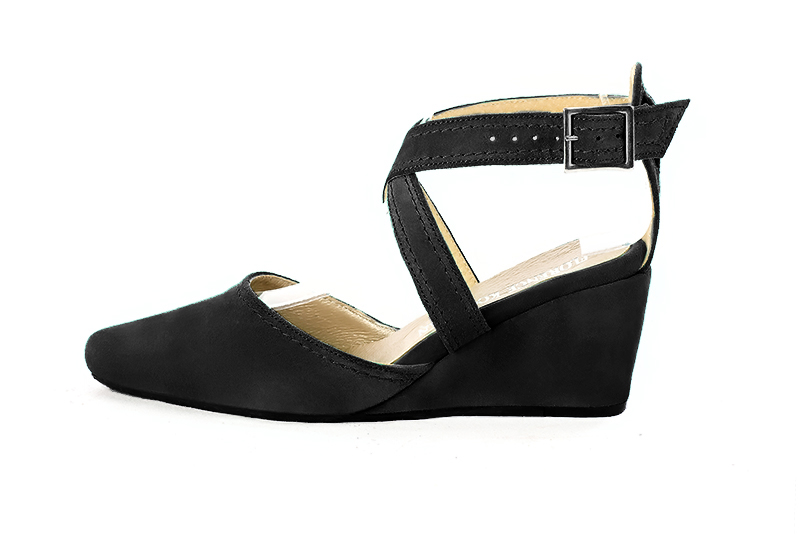 Matt black women's open back shoes, with crossed straps. Round toe. Medium wedge heels. Profile view - Florence KOOIJMAN